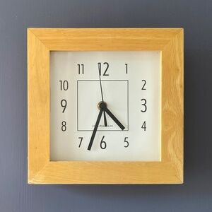 Ingraham 8.25" Square Wood Frame Wall Shelf Clock Battery Operated *WORKS*EUC*